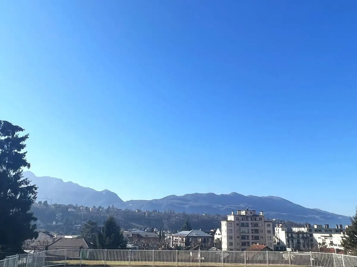 Charmant T1 Bis De 35M² Avec Terrasse Sud/Est, Parking Prive, Piscine Et Tennis - Aix-Les-Bains - Fr-1-555-80 0*,  France