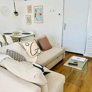 Appartement Joli T2 3* 40 M2 Avec Parking Et Terrasse, Aix-les-Bains